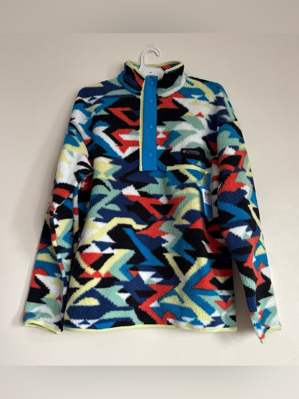 Columbia Men’s Multicolor Printed Half Snap Fleece in a size Medium